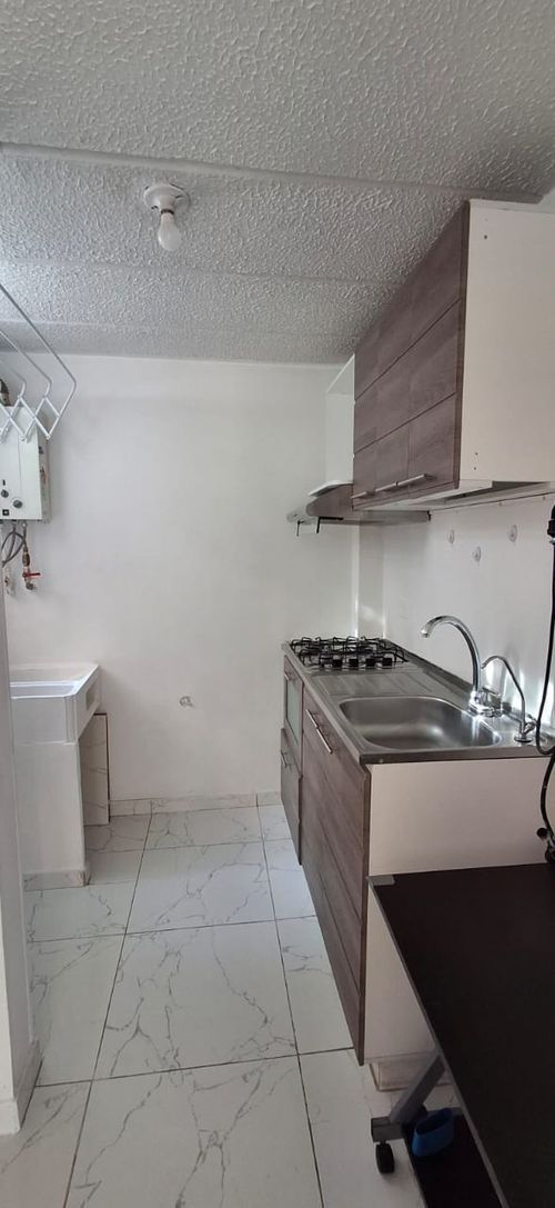 Apartamento de 3 alcobas en venta en Verbenal San Antonio, Bogotá, 55 m² · foto 22 de 24