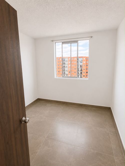 Apartamento de 3 alcobas en venta en La Prosperidad, Madrid, 57 m² · foto 3 de 20
