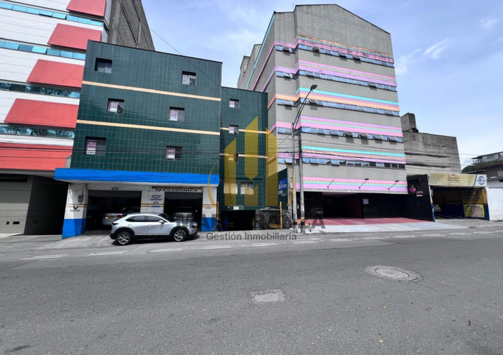 Apartamento de 11 alcobas en venta en Los Colores, Medellín, 1698 m² · foto 4 de 7