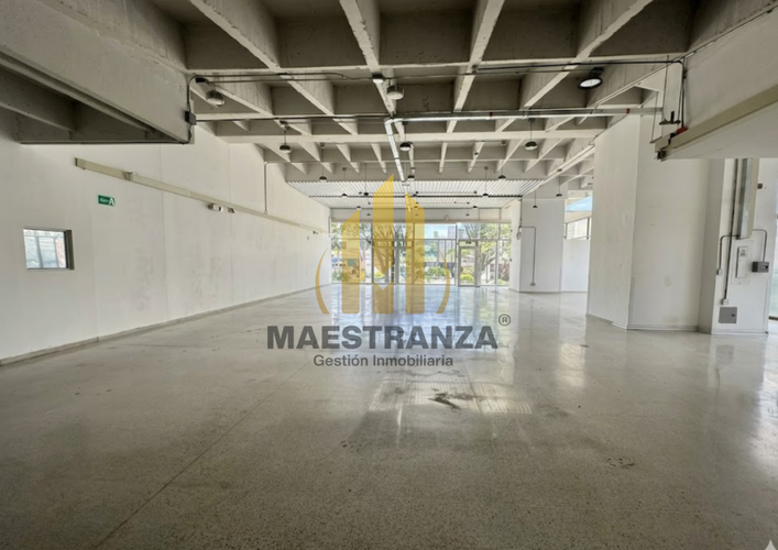 Local en arriendo en Zuñiga, Envigado, 259 m² · foto 2 de 5
