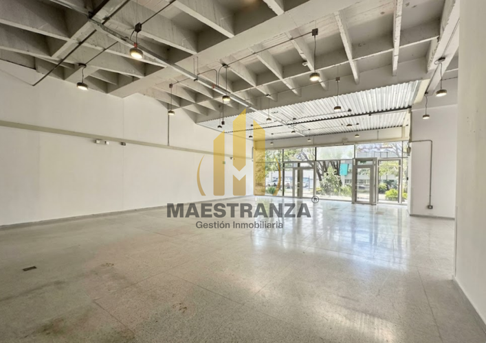 Local en arriendo en Zuñiga, Envigado, 259 m² · foto 3 de 5