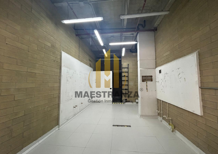 Local en arriendo en La Aguacatala, Medellín, 43 m² · foto 5 de 5