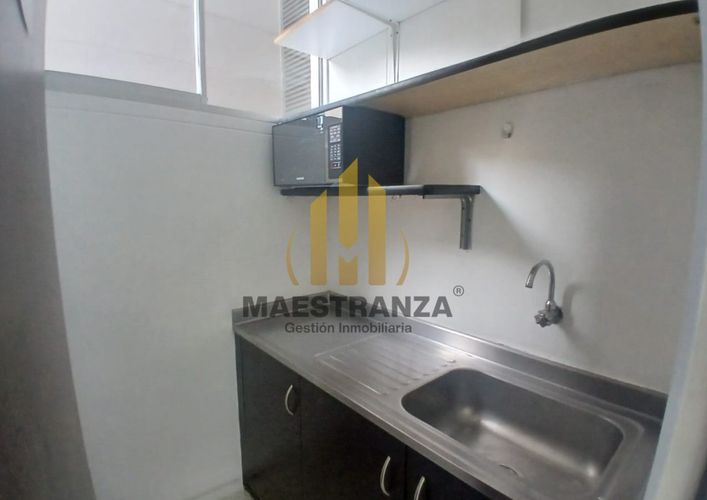 Oficina en arriendo en Los Balsos, Medellín, 93 m² · foto 4 de 9