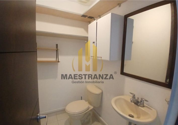 Oficina en arriendo en Los Balsos, Medellín, 93 m² · foto 6 de 9