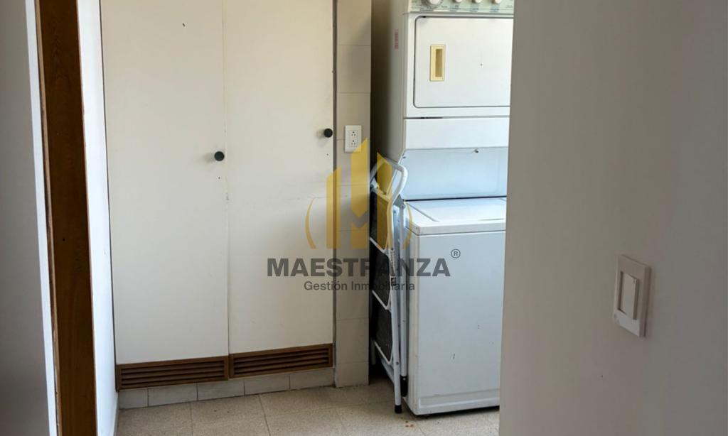 Apartamento en arriendo en El Poblado, Medellín · foto 4 de 12