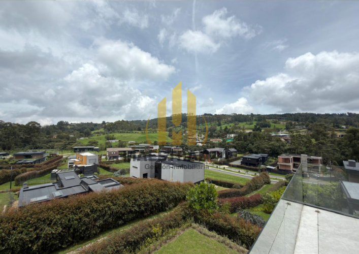 Casa de 5 alcobas en venta en Las Palmas, Envigado, 460 m² · foto 3 de 24