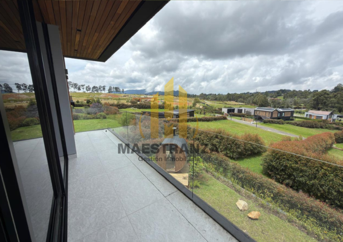 Casa de 5 alcobas en venta en Las Palmas, Envigado, 460 m² · foto 5 de 24