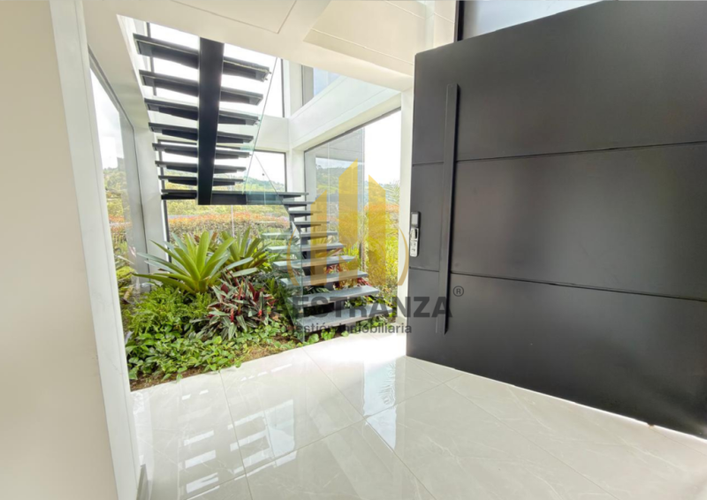 Casa de 5 alcobas en venta en Las Palmas, Envigado, 460 m² · foto 7 de 24