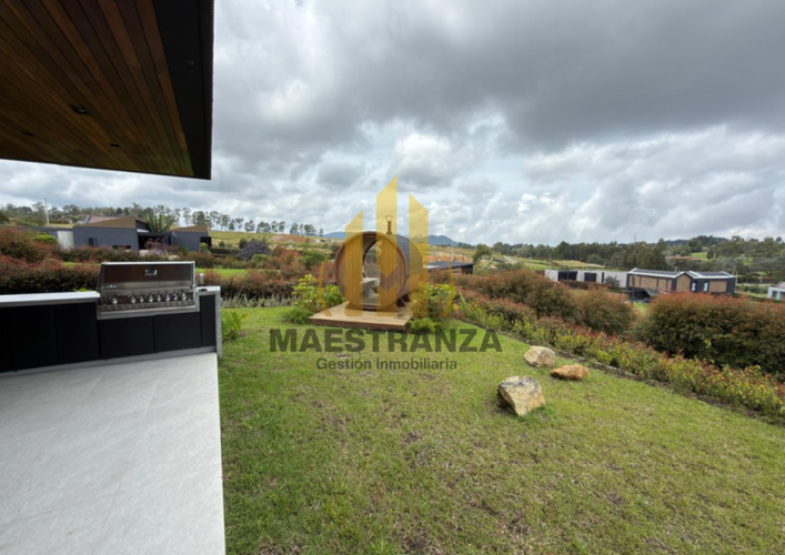 Casa de 5 alcobas en venta en Las Palmas, Envigado, 460 m² · foto 10 de 24