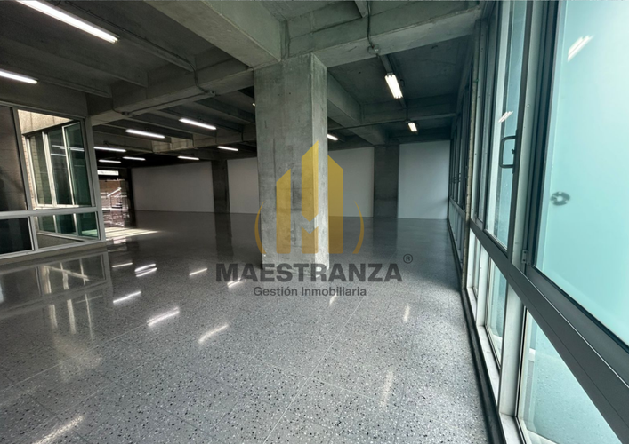 Oficina en arriendo en Guayabal, Medellín, 214 m² · foto 5 de 9