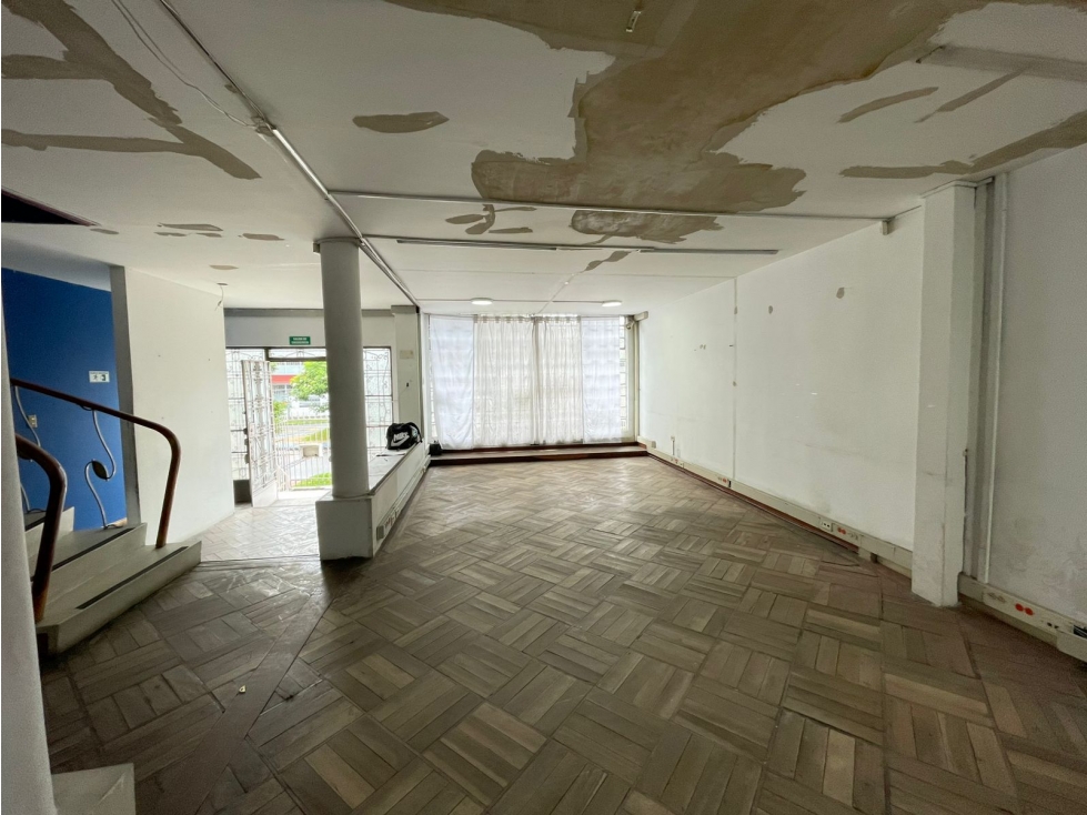 Casa en venta en Parque Simon Bolivar, Bogotá · foto 3 de 24