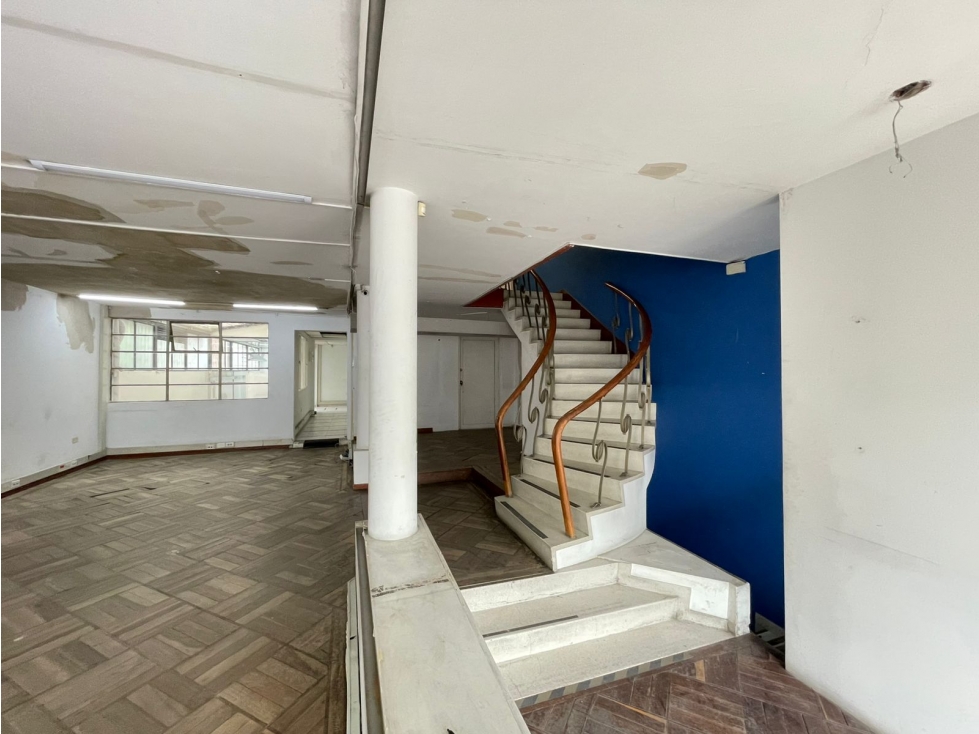 Casa en venta en Parque Simon Bolivar, Bogotá · foto 4 de 24