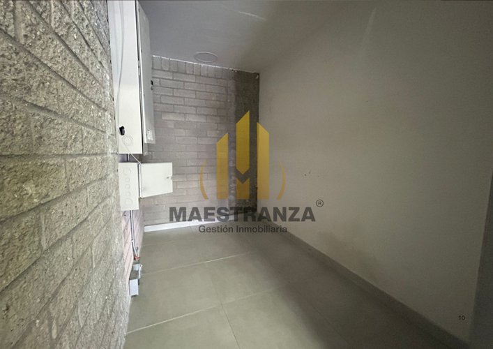Oficina en arriendo en Guayabal, Medellín, 350 m² · foto 10 de 10