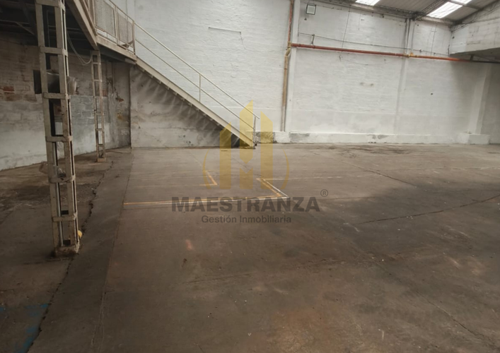 Bodega en venta en Las Americas, Itagüí, 1370 m² · foto 14 de 21