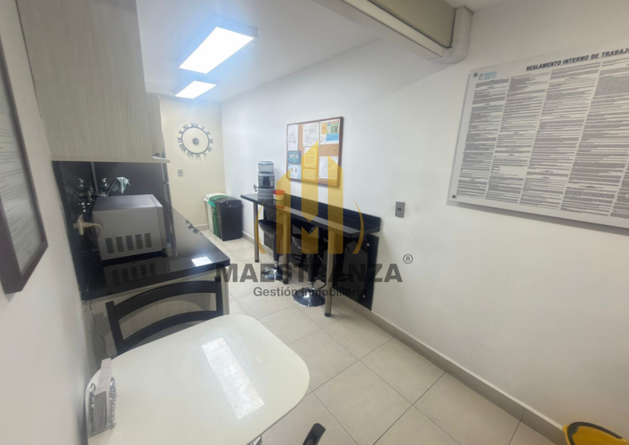 Oficina en venta en Suramericana, Medellín, 351 m² · foto 6 de 24