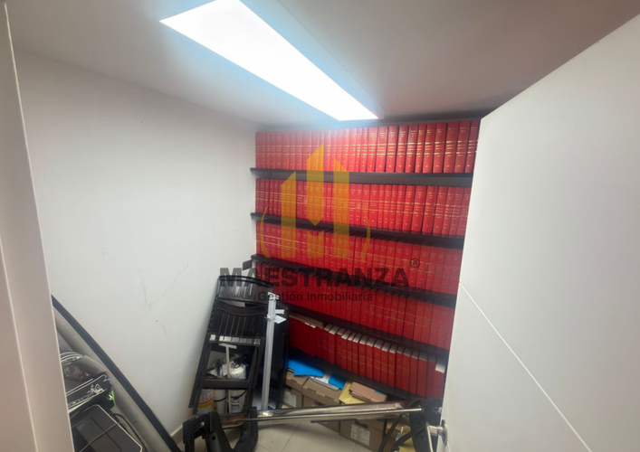 Oficina en venta en Suramericana, Medellín, 351 m² · foto 8 de 24