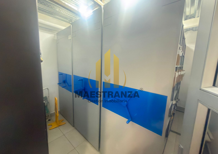 Oficina en venta en Suramericana, Medellín, 351 m² · foto 9 de 24