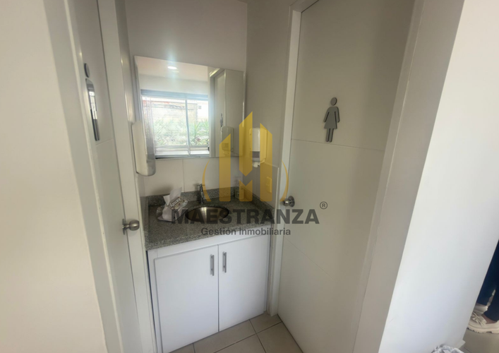 Oficina en venta en Suramericana, Medellín, 351 m² · foto 10 de 24