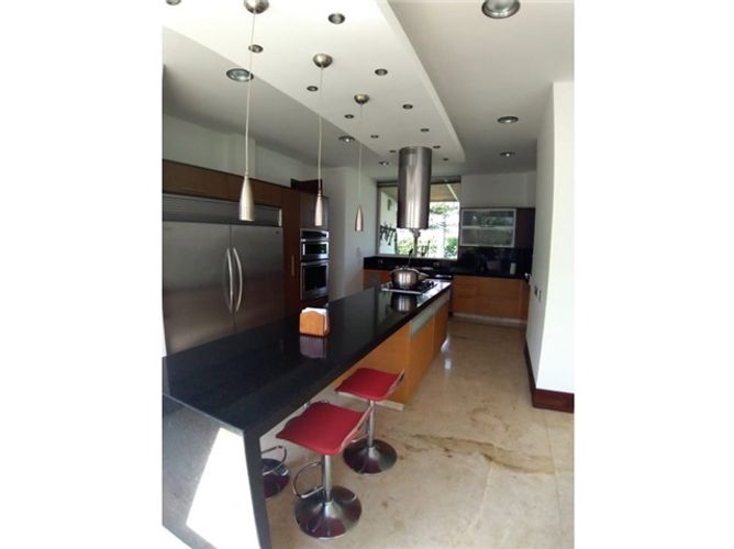 Casa de 3 alcobas en venta en Ciudad Jardin, Cali, 550 m² · foto 5 de 24