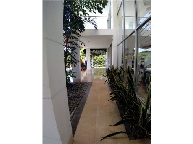 Casa de 3 alcobas en venta en Ciudad Jardin, Cali, 550 m² · foto 12 de 24
