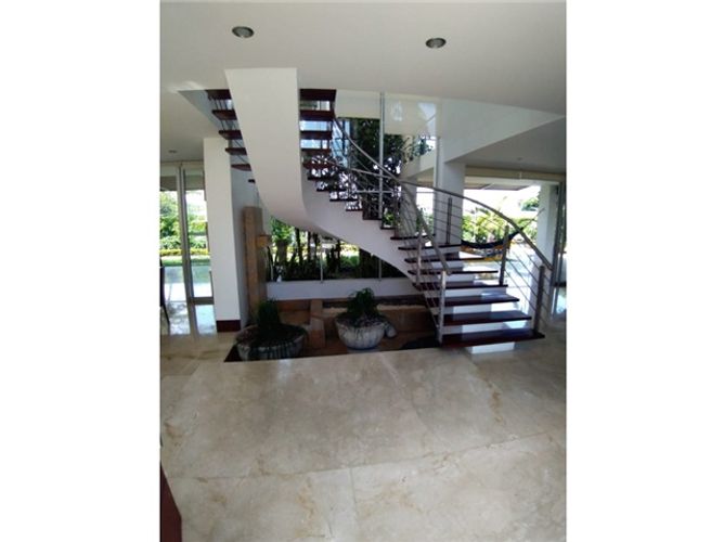 Casa de 3 alcobas en venta en Ciudad Jardin, Cali, 550 m² · foto 21 de 24