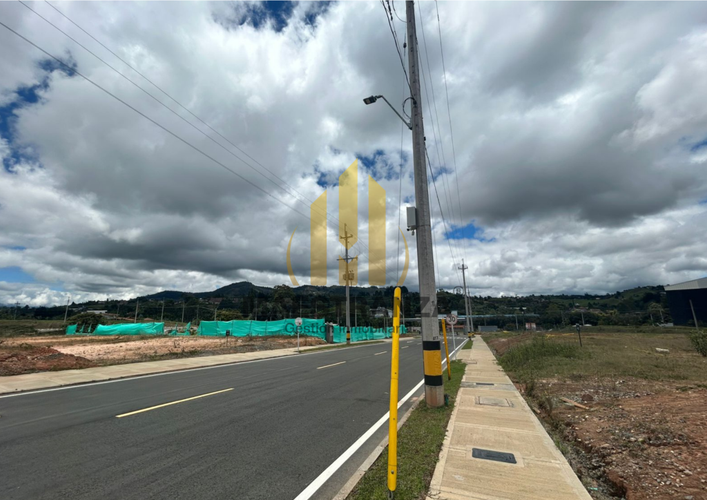 Lote en venta en Guapante, Guarne · foto 2 de 9