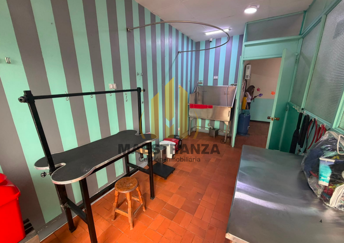 Local en venta en Los Colores, Medellín, 35 m² · foto 11 de 13