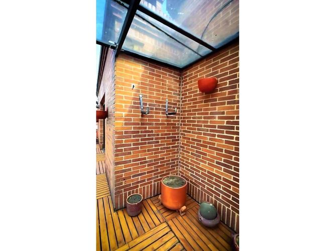 Apartamento en arriendo en Los Rosales, Bogotá, 254 m² · foto 21 de 24
