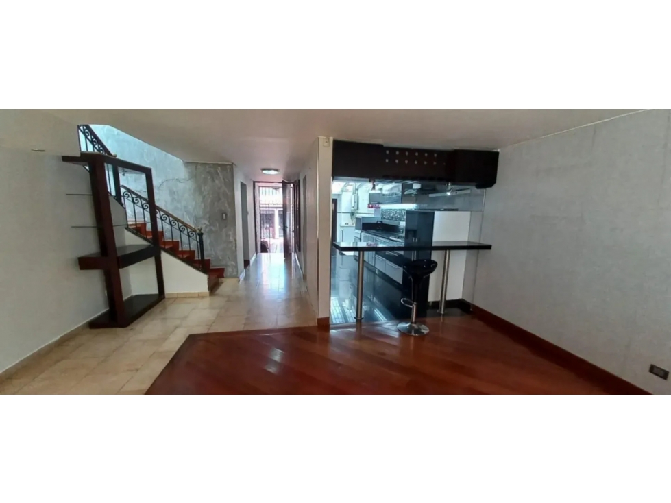 Casa en venta en Santa Paula, Bogotá · foto 6 de 23