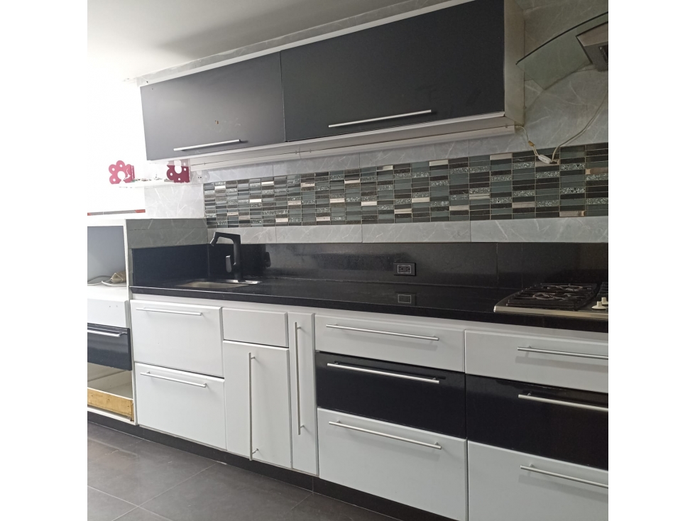 Casa en venta en Santa Paula, Bogotá · foto 8 de 23