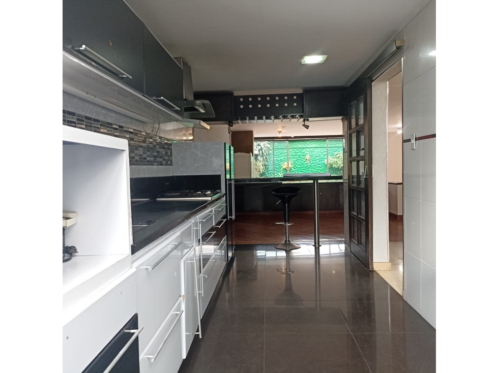 Casa en venta en Santa Paula, Bogotá · foto 9 de 23