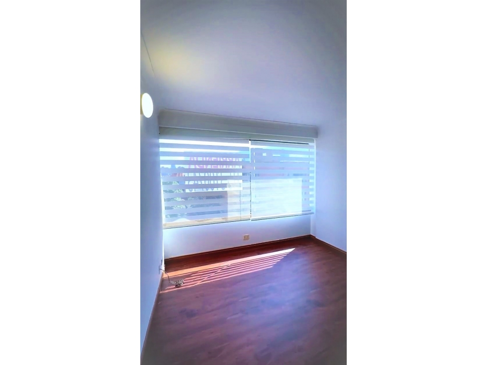 Apartamento en venta en Los Rosales, Bogotá · foto 17 de 24