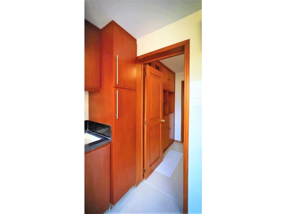 Apartamento en venta en Los Rosales, Bogotá · foto 23 de 24