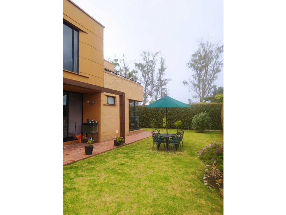 Casa en venta en Vda Canelon, Cajicá · foto 3 de 24