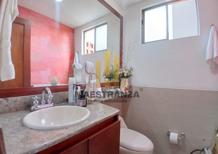 Apartamento de 3 alcobas en arriendo en El Tesoro, Medellín, 240 m² · foto 13 de 24