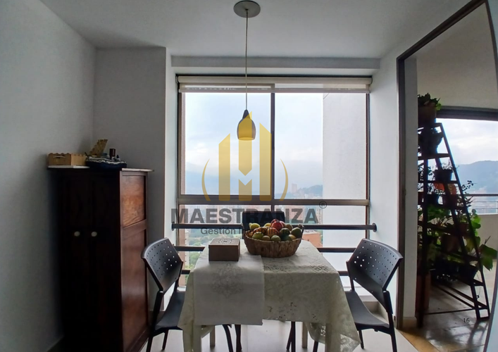 Apartamento de 3 alcobas en arriendo en El Tesoro, Medellín, 240 m² · foto 23 de 24