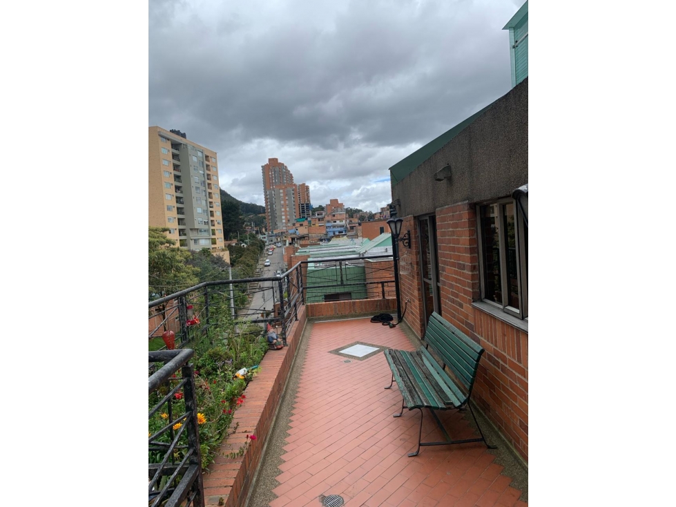 Apartamento en venta en Los Rosales, Bogotá · foto 11 de 22