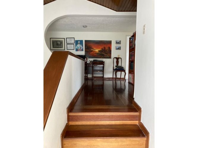 Casa de 4 alcobas en venta en Canodromo, Bogotá, 292 m² · foto 5 de 17