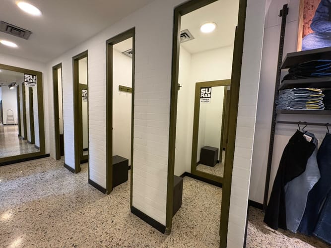 Local en arriendo en La Candelaria, Medellín, 115 m² · foto 9 de 11