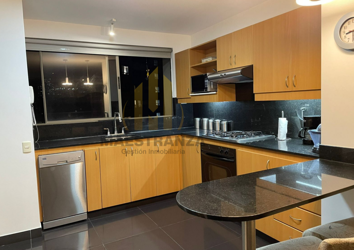 Apartamento de 2 alcobas en arriendo en El Tesoro, Medellín, 115 m² · foto 2 de 8