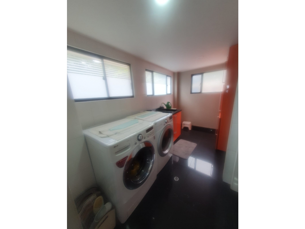 Casa de 4 alcobas en venta en Aposentos, Sopó, 330 m² · foto 8 de 22