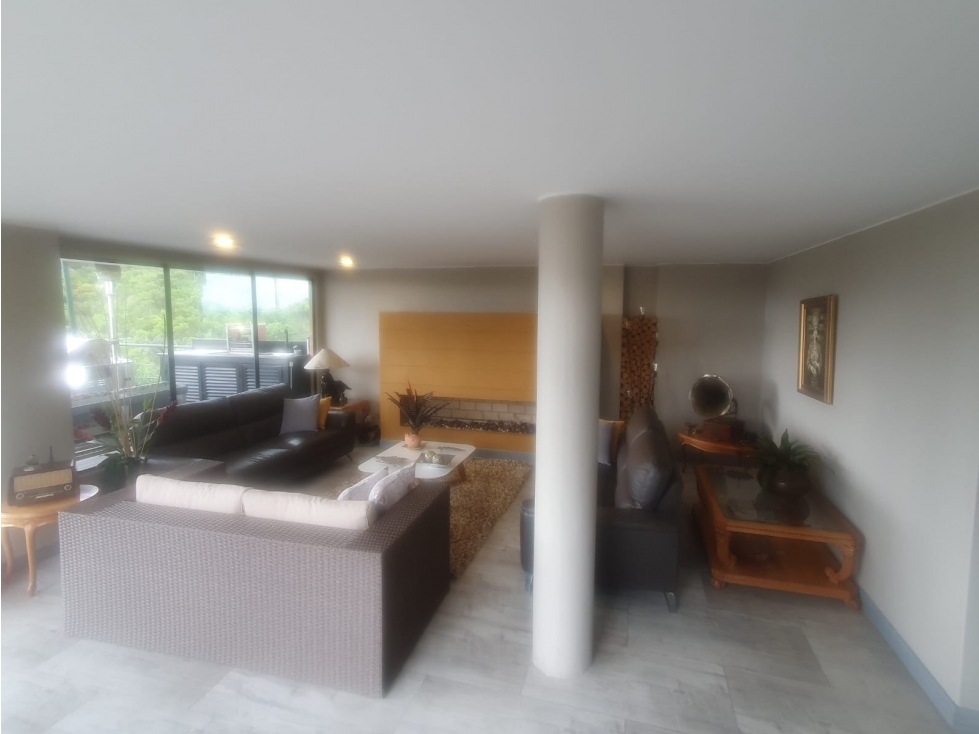 Casa de 4 alcobas en venta en Aposentos, Sopó, 330 m² · foto 10 de 22