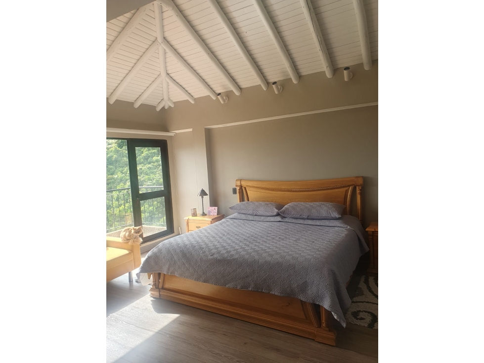 Casa de 4 alcobas en venta en Aposentos, Sopó, 330 m² · foto 14 de 22