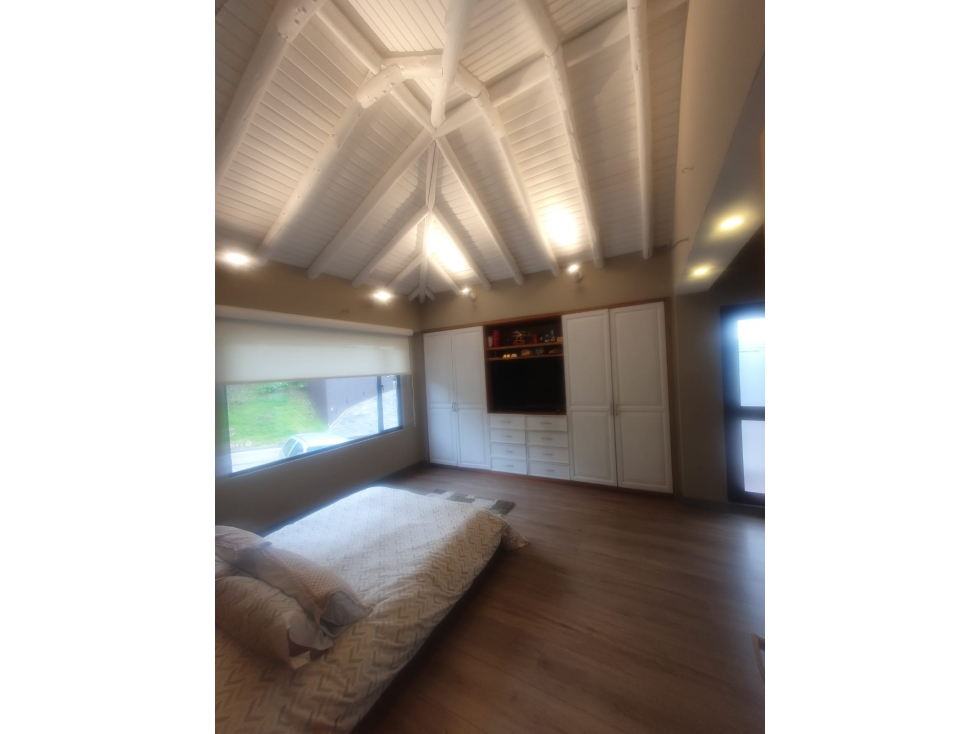 Casa de 4 alcobas en venta en Aposentos, Sopó, 330 m² · foto 15 de 22