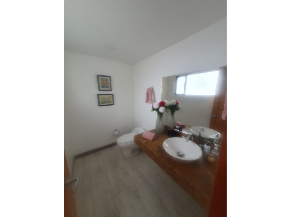 Casa de 4 alcobas en venta en Aposentos, Sopó, 330 m² · foto 16 de 22