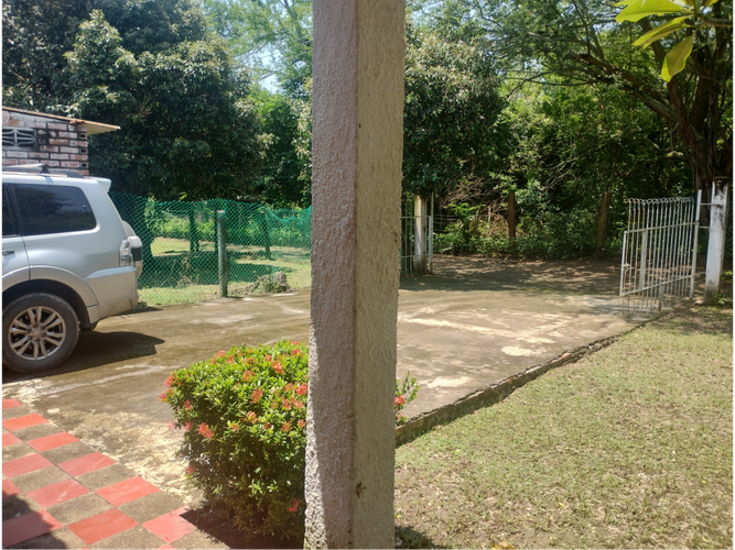 Casa de 5 alcobas en venta en Ricaurte, 260 m² · foto 4 de 10