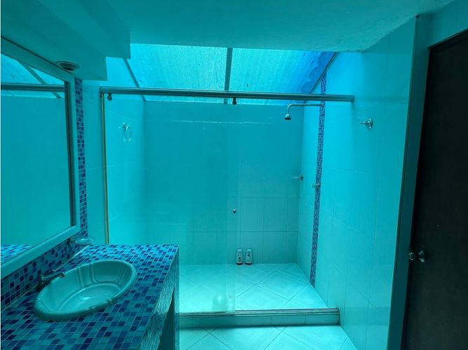 Casa de 3 alcobas en venta en Girardot, Girardot, 1000 m² · foto 10 de 24