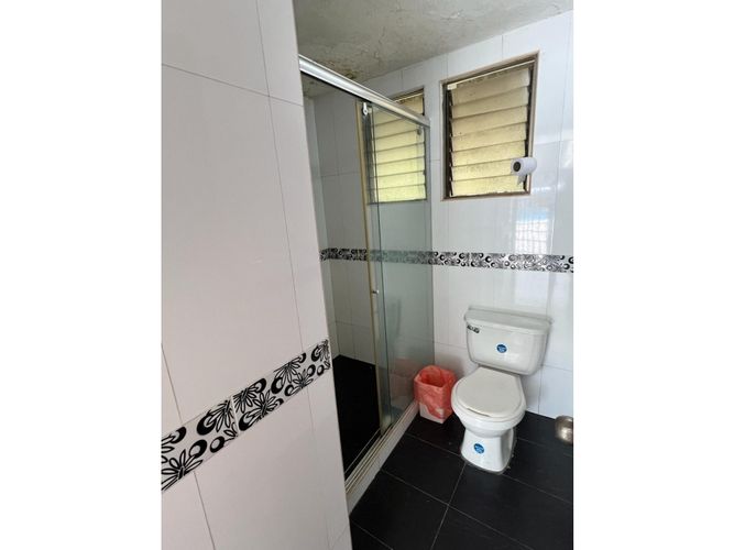 Casa de 3 alcobas en venta en Girardot, Girardot, 1000 m² · foto 11 de 24