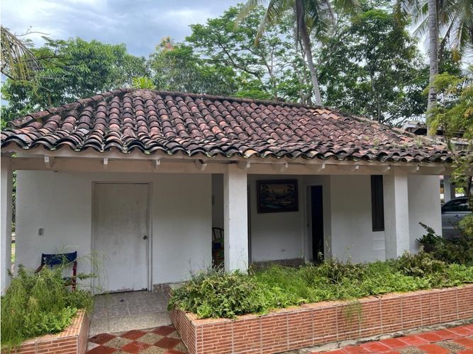 Casa de 3 alcobas en venta en Girardot, Girardot, 1000 m² · foto 16 de 24