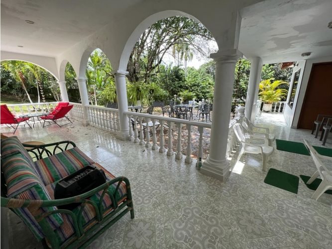 Casa de 3 alcobas en venta en Girardot, Girardot, 1000 m² · foto 18 de 24